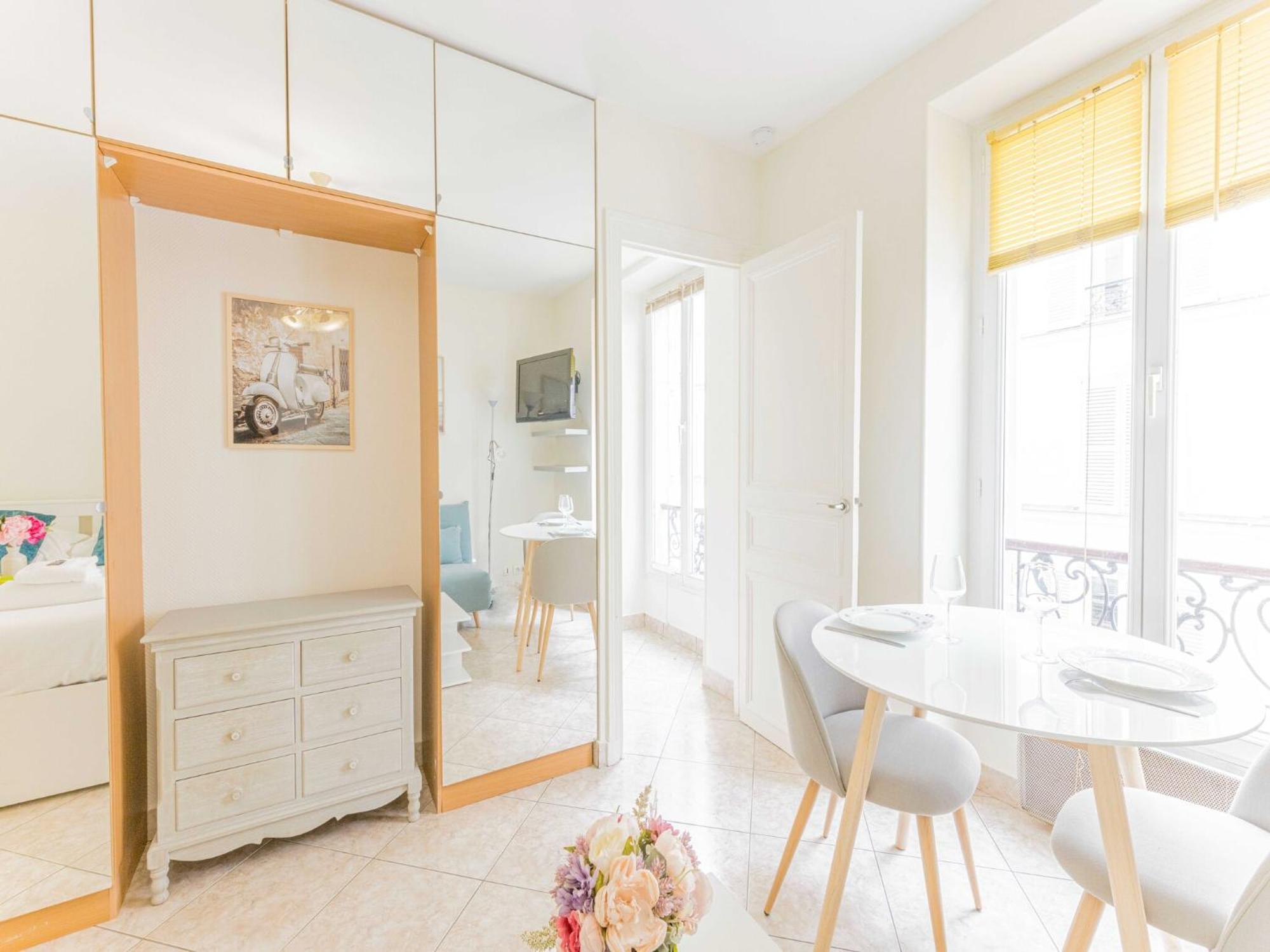 Cosy Studio For Two Tour Eiffel Champs De Mars Paris Extérieur photo