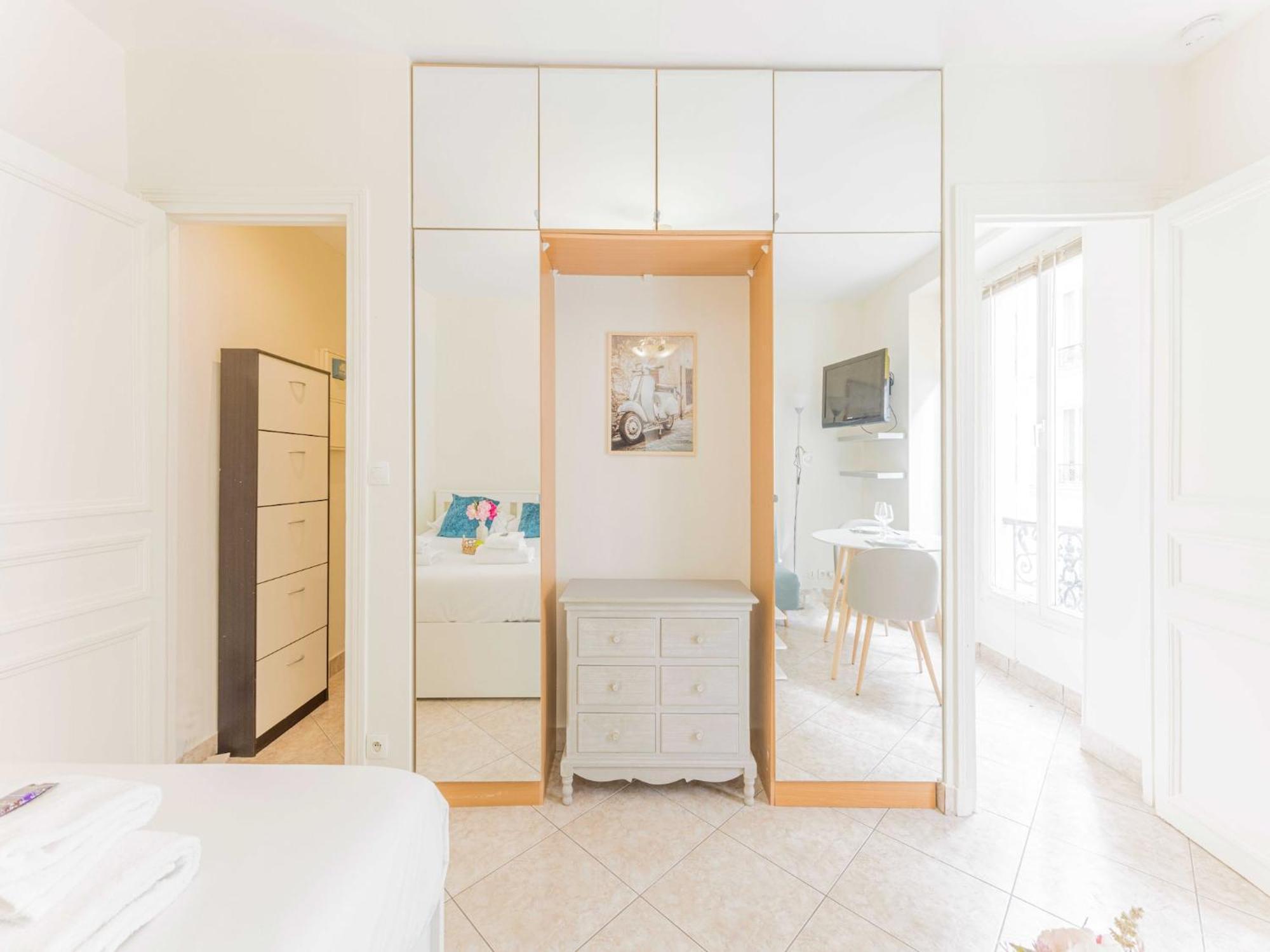 Cosy Studio For Two Tour Eiffel Champs De Mars Paris Extérieur photo